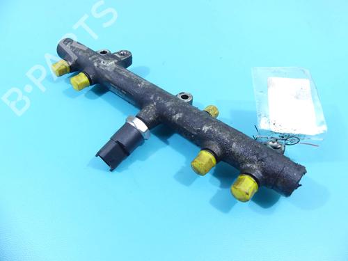 Used Injection rail Injection rail 37989840 37989840