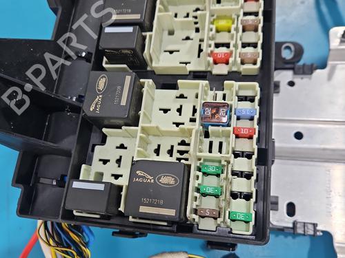 Fuse box JAGUAR XE (X760) 2.0 D | BP37826672E1 - Image 2