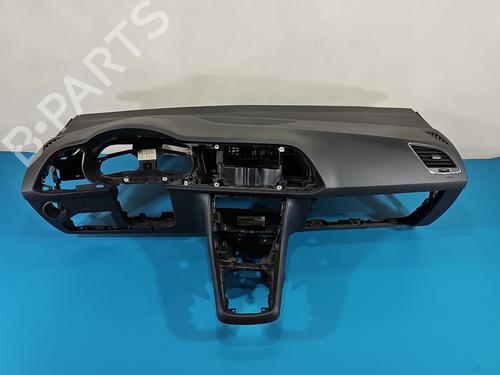 Used Dashboard Dashboard 37845318 37845318