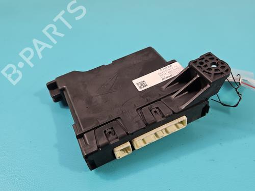 other-toyota-auris-_e18_-2012-2013-2014-2015-2016-2017-2018-2019-37847736 main image