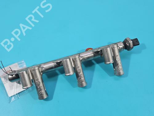 Used Injection rail Injection rail 37839849 37839849