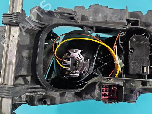 Right headlight VOLVO V70 III (135) D4 | BP37847591C29 - Image 22