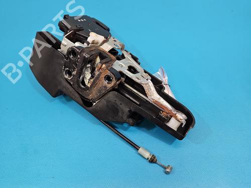 front-right-lock-kia-carens-iii-mpv-un-2006-2007-2008-2009-2010-2011-2012-2013-37843293 main image