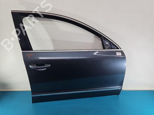 right-front-door-skoda-superb-ii-3t4-2008-2009-2010-2011-2012-2013-2014-2015-38149035 main image