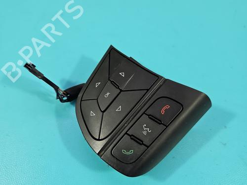 Used Steering wheel controls Steering wheel controls FIAT 500X (334_) 2.0 D Multijet 4x4 (334AXB22, 334AXD2B) (140 hp) 39688445 39688445
