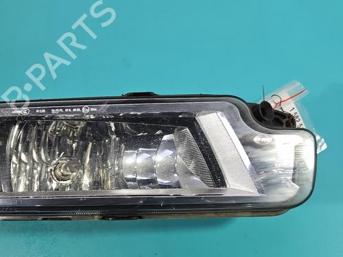 Right front fog light VW CC B7 (358) 2.0 TDI | BP37846385C31 - Image 2
