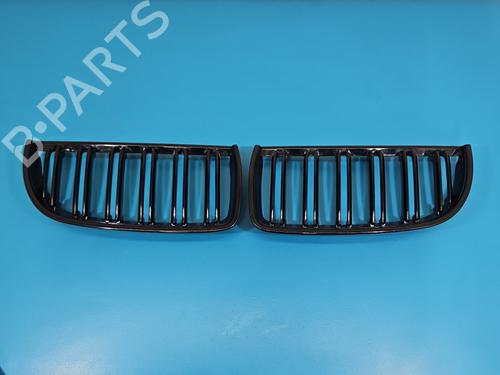 Grill Grill BMW 3 (E90) 320 i (150 hp) 38702774 38702774