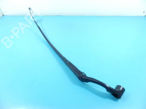 Used Front windshield wiper arm Front windshield wiper arm INFINITI Q50 2.0 T (211 hp) 37888973 37888973