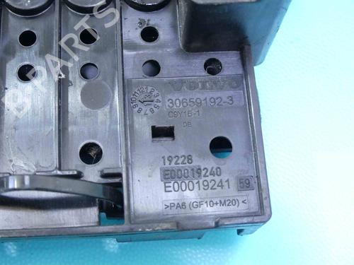 Fuse box VOLVO V40 Hatchback (525) D2 | BP37891409E1 - Image 5