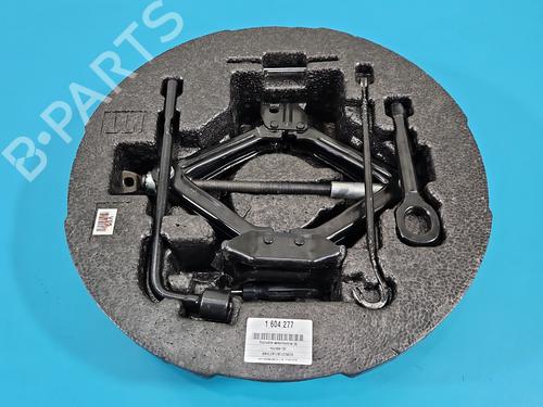 jack-kit-hyundai-i40-i-cw-vf-2011-2012-2013-2014-2015-2016-2017-2018-2019-37857452 main image