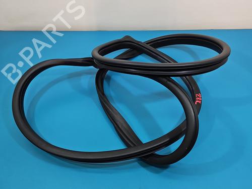 Used Rubber door seal Rubber door seal 37831856 37831856
