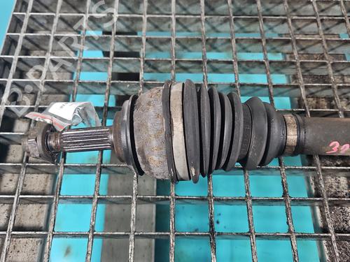 Left front driveshaft DACIA SANDERO 1.2 16V | BP38125018M38 - Image 2