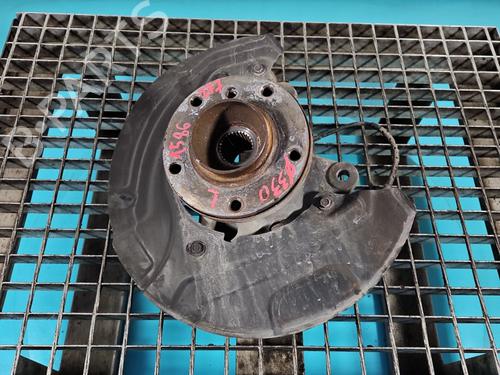 Used Left front steering knuckle Left front steering knuckle BMW 3 Touring (E91) 330 xd (231 hp) 37848433 37848433