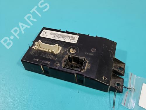 Module électronique Module électronique RENAULT MASTER II Van (FD) 2.5 dCi 100 (FD0U, FD0V, FD3U, FD3V, FD8U, FD8V) (99 hp) 39530364 39530364