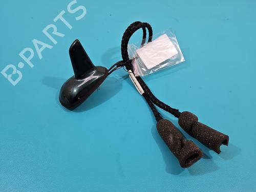 antennabase-mercedes-benz-e-class-t-model-s212-2009-2010-2011-2012-2013-2014-2015-2016-38118515 main image