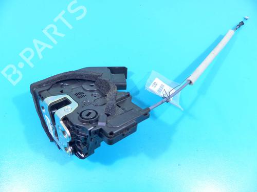 rear-left-lock-kia-stonic-yb-2017-37884751 main image
