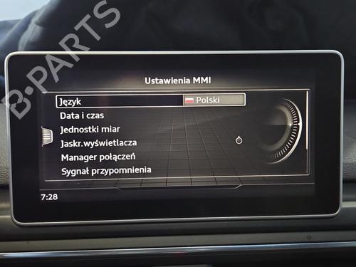 display-monitor-audi-a4-b9-8w2-8wc-2015-37827898 main image