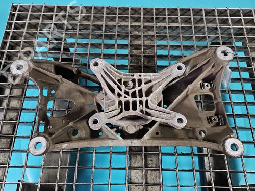 Used Gearbox mount Gearbox mount 39095366 39095366