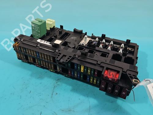 sikringsdase-bmw-x5-e53-2000-2001-2002-2003-2004-2005-2006-38119880 main image