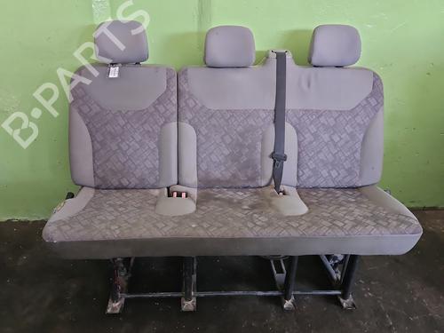 Sedile posteriore (2a fila) Sedile posteriore (2a fila) 37855522 37855522