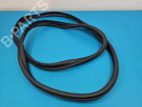 rubber-door-seal-skoda-fabia-iii-nj3-2014-2015-2016-2017-2018-2019-2020-2021-37850551 main image