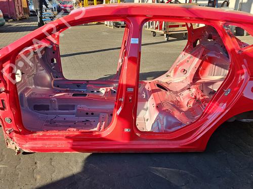 Used Left sideskirt Left sideskirt 37990424 37990424