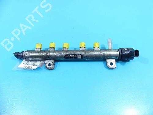 Used Injection rail Injection rail 38115788 38115788