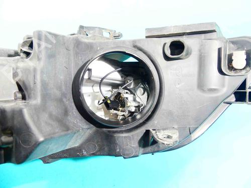 Right headlight CITROËN C4 I (LC_) 2.0 HDi | BP37877797C29 - Image 6