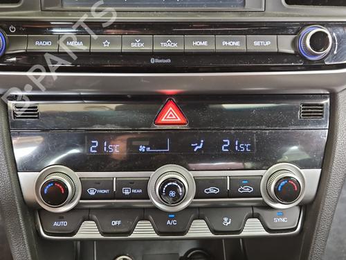 Used Climate control Climate control HYUNDAI ELANTRA VI Saloon (AD, ADA) 1.6 (128 hp) 38140916 38140916