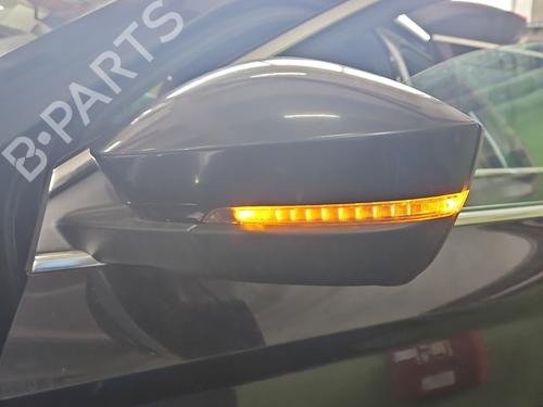 left-mirror-skoda-karoq-nu7-nd7-2017-38119762 main image