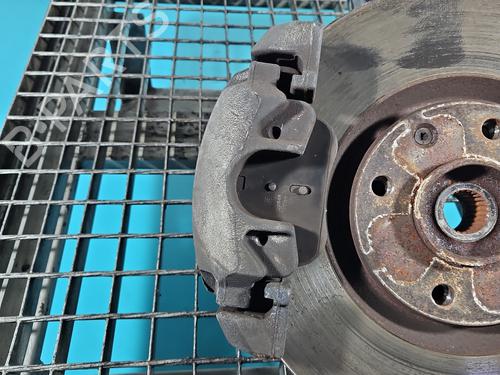 Used Left front brake caliper Left front brake caliper 37824906 37824906
