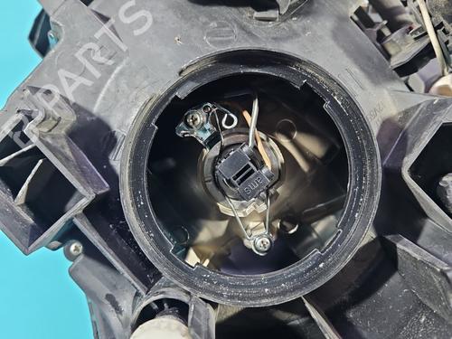 Right headlight RENAULT KOLEOS I (HY_) 2.0 dCi 4x4 (HY0K) | BP37818572C29 - Image 9