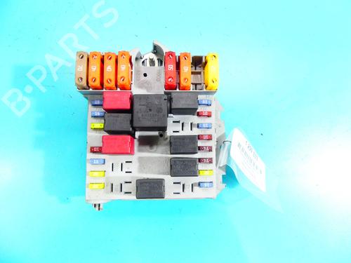 Used Fuse box Fuse box 37807644 37807644