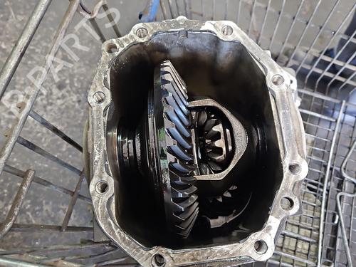 Rear differential BMW 5 (G30, F90) 520 i | BP38067896M24 - Image 2