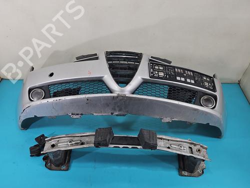 Foran kofangere Foran kofangere ALFA ROMEO 159 (939_) 1.9 JTDM 16V (939AXF1B, 939AXC1B) (136 hp) 37816361 37816361