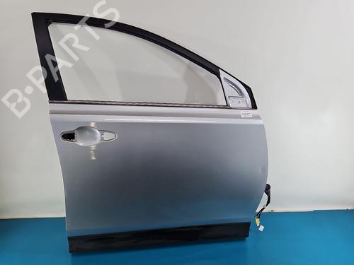 Used Right front door Right front door 39074167 39074167