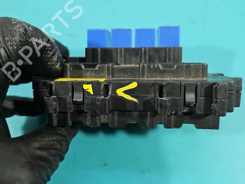 Fuse box RENAULT KOLEOS I (HY_) 2.5 (HY0C, HY0N) | BP38139304E1 - Image 7