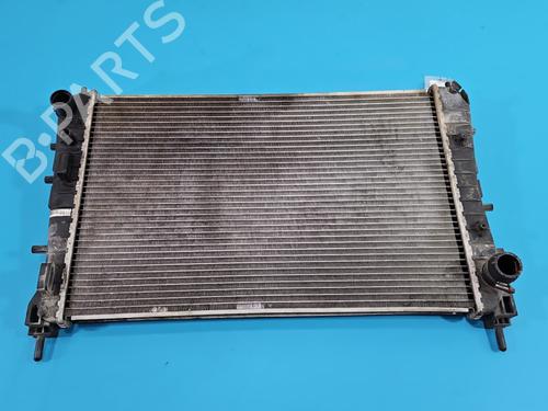 Used Water radiator Water radiator FIAT LINEA (323_, 110_) 1.4 T-Jet (323AXC1A) (120 hp) 38146540 38146540