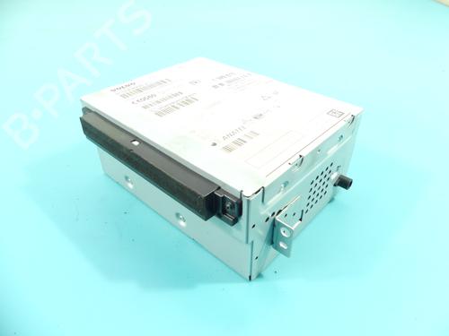 radio-volvo-v40-hatchback-525-2012-2013-2014-2015-2016-2017-2018-2019-38115024 main image
