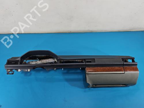 Used Dashboard Dashboard MERCEDES-BENZ 124 Saloon (W124) 200 D (124.120) (75 hp) 38151556 38151556
