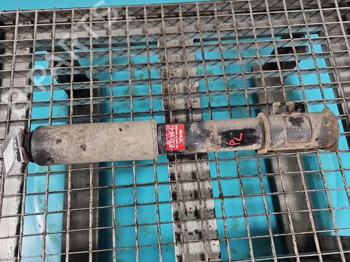 Used Left front shock absorber Left front shock absorber SUZUKI GRAND VITARA I (FT, HT) 2.0 HDI 110 16V 4x4 (SQ420D, TD83V, JA420WD) (109 hp) 38118494 38118494