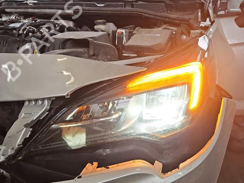 Used Left headlight Left headlight 37829056 37829056