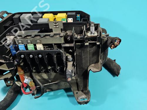 Fuse box INFINITI Q30 | BP38135240E1 - Image 7