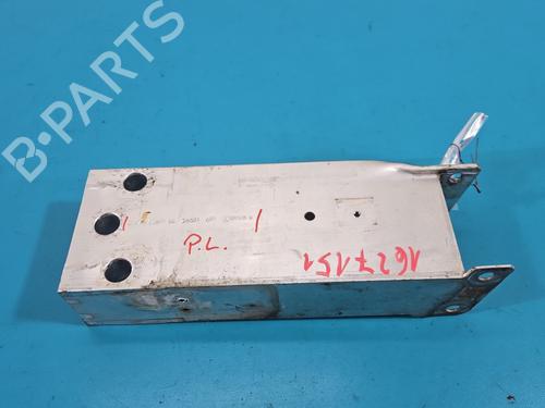 Used Front bumper reinforcement Front bumper reinforcement 39533202 39533202