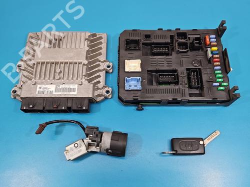 Used Engine control unit (ECU) Engine control unit (ECU) CITROËN C4 Grand Picasso I (UA_) 2.0 HDi 138 (136 hp) 39561450 39561450