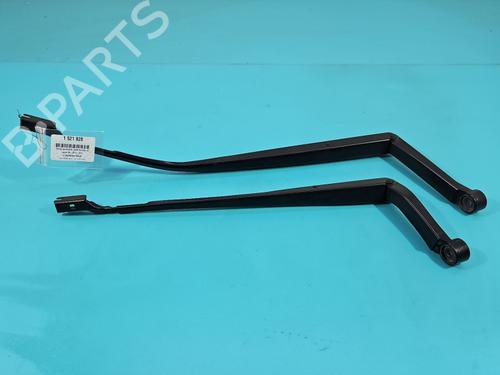 Used Front windshield wiper arm Front windshield wiper arm LEXUS NX (_Z1_) 200t (AGZ10_, AGZ10R) (238 hp) 37822151 37822151