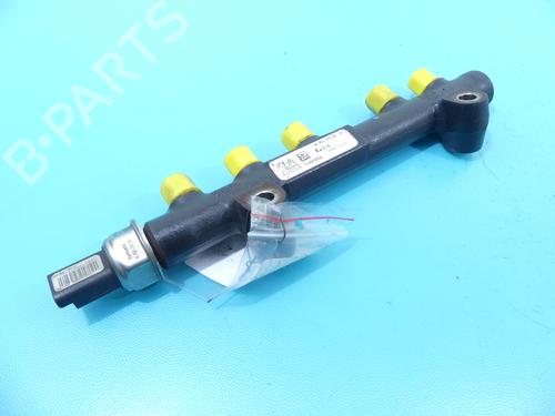 Used Injection rail Injection rail 37878897 37878897
