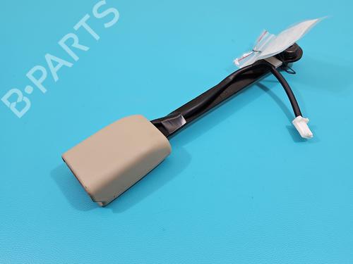 Used Front right seatbelt Front right seatbelt 37814700 37814700