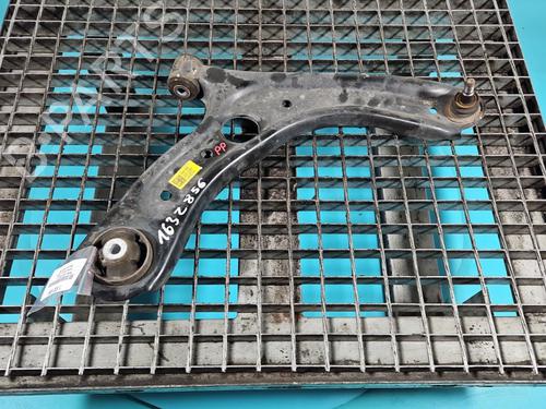 Used Right front suspension arm Right front suspension arm HYUNDAI ELANTRA VII Saloon (CN7) 1.6 (123 hp) 39949374 39949374