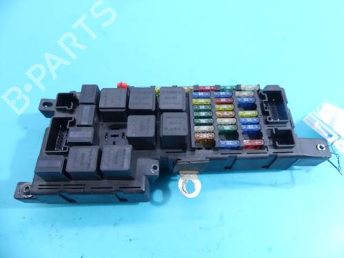 Used Fuse box Fuse box 37808142 37808142